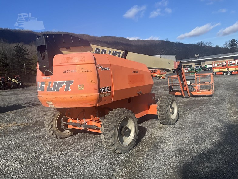 Telescopic Boom Lift - View 2